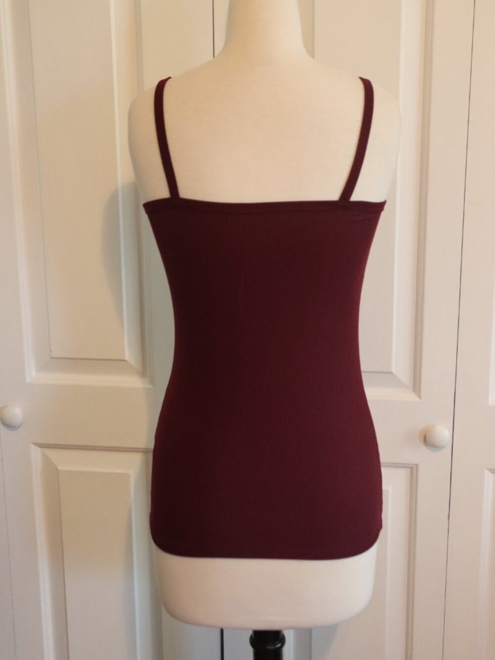 No Boundaries Ribbed Tanks Set of 4 Light/Dark Green/Burgundy/Black Size Medium - Picture 10 of 14